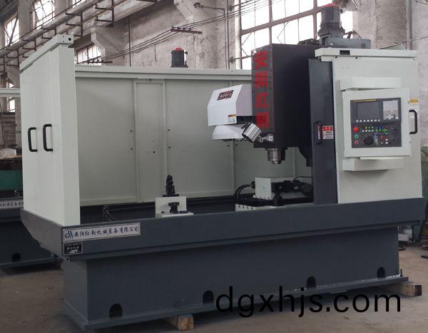 前軸(zhou)鎖銷孔專用(yong)加(jia)工