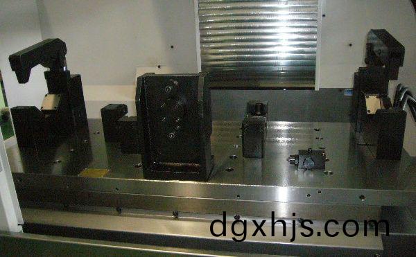 后(hou)橋(qiao)加(jia)工(gong)裌具(ju)